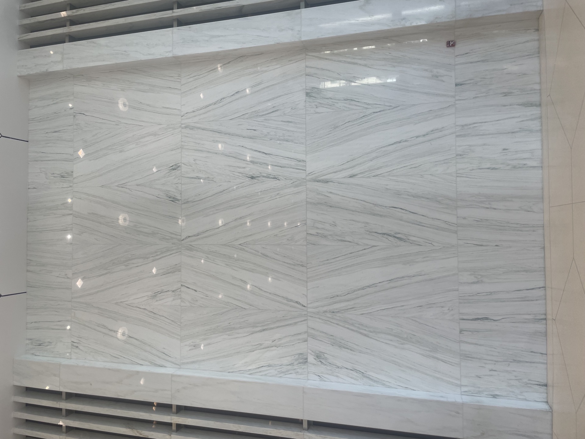 General Motors Building, Fifth Avenue