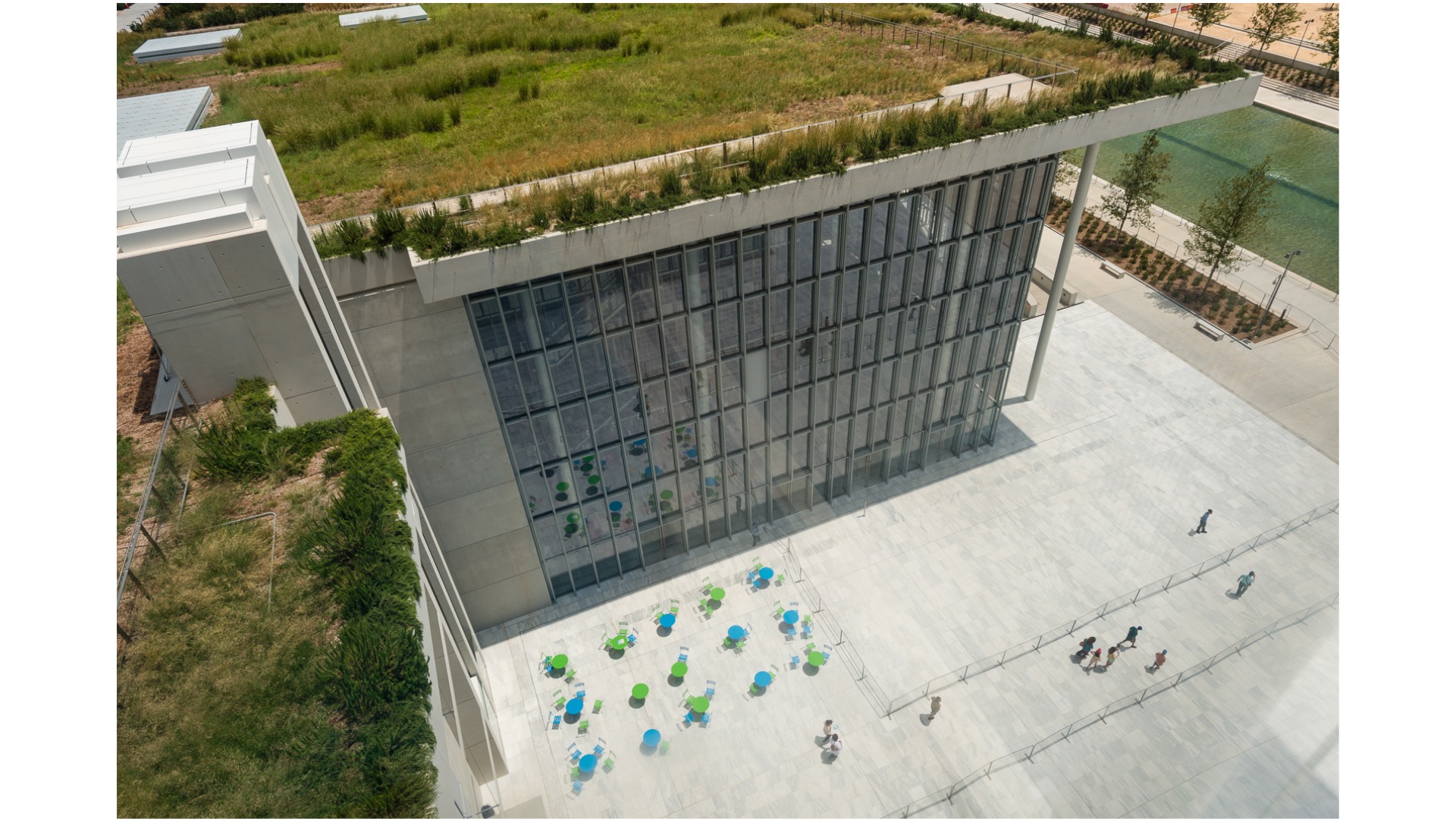 Stavros Niarchos Foundation 6